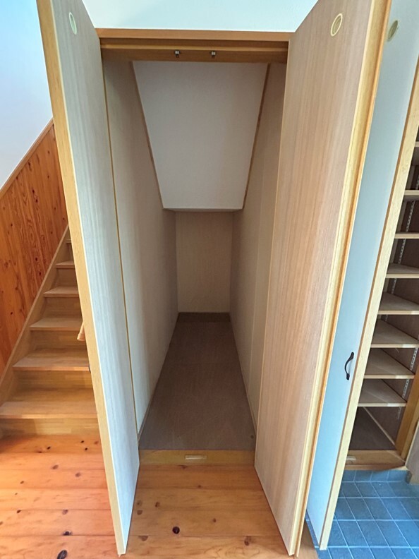 階段下収納（中原）.jpg
