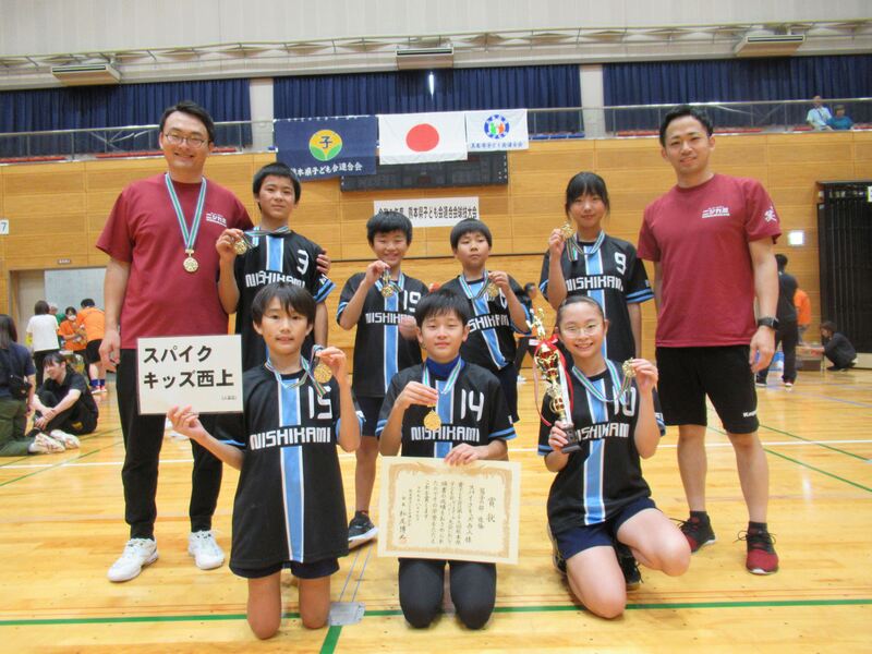 表彰式後の集合写真