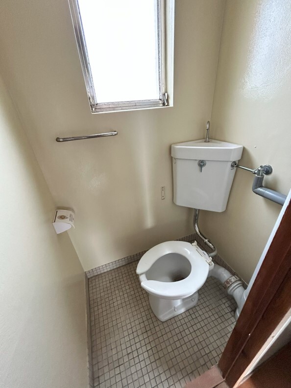 トイレ（鶴田）.jpg