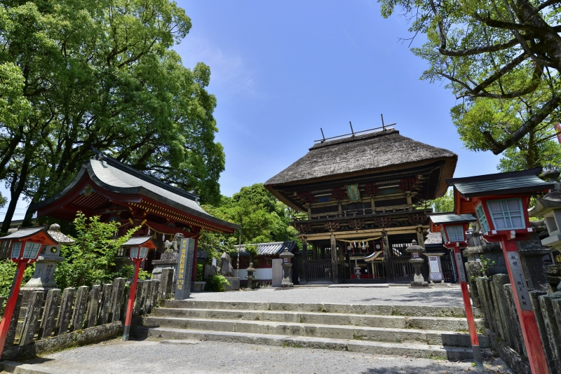 青井阿蘇神社正面からの写真