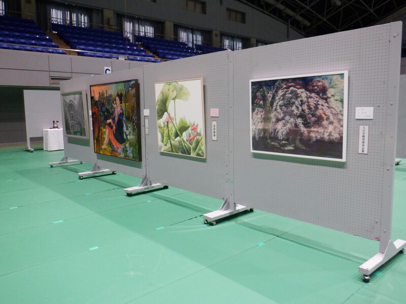 絵画の展示の様子